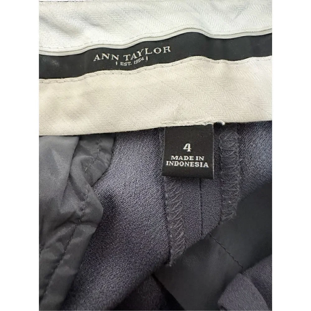 Ann Taylor women’s gray slacks pockets front & back size 4. #35-0893